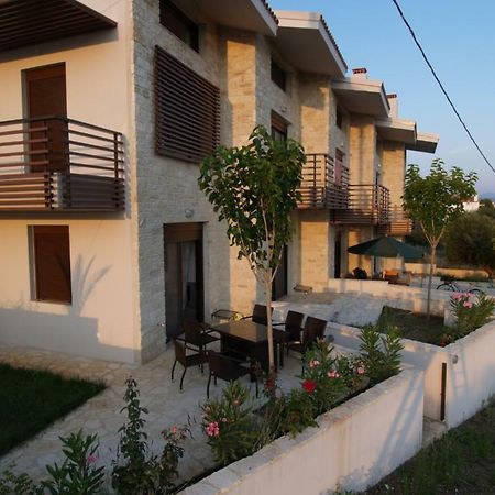 Maisonette Close To The Beach نيكيتي المظهر الخارجي الصورة